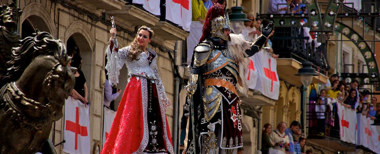 Испания, Праздник Мавры и Христиане