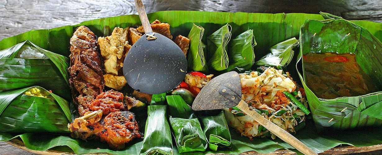 Индонезийская кухня, Бали Наси удук